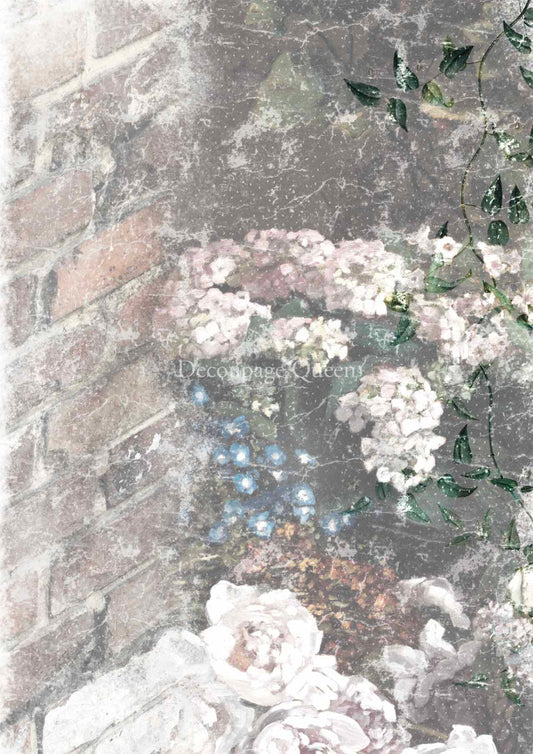 Decoupage Queen Dainty and the Queen - Faded